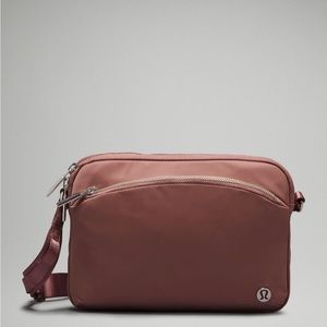NWT Lululemon Twilight Rose City Adventurer Crossbody